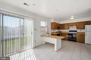 14927 Cherrywood Dr, Laurel, MD 20707 - Photo 10