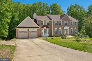 9712 Thornville Dr, Fort Washington, MD 20744 - Photo 2