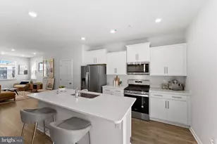 9611 Silver Blf Wy, Bowie, MD 20721 - Photo 10