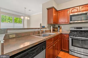 1800 Sycamore Heights Ct, Bowie, MD 20721 - Photo 10
