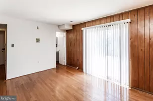 1701 Dekalb Ct, Hyattsville, MD 20782 - Photo 8