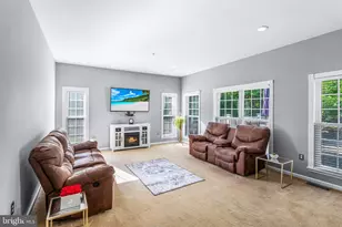 12206 Hillantrae Dr, Clinton, MD 20735 - Photo 10