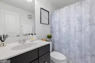 2731 Pinebrook Rd, Landover, MD 20785 - Photo 18