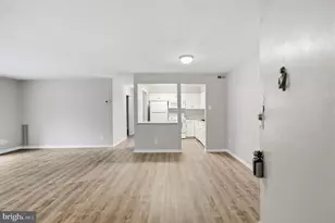10114 Campus Way S, Upper Marlboro, MD 20774 - Photo 2