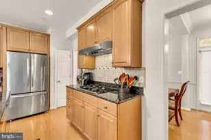 5205 Maries Retreat Dr, Bowie, MD 20720 - Photo 10