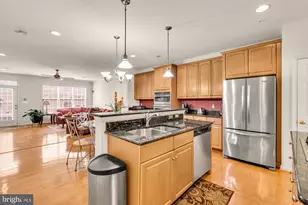 5205 Maries Retreat Dr, Bowie, MD 20720 - Photo 8