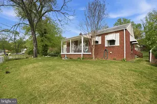 9809 52nd Pl, College Park, MD 20740 - Photo 24