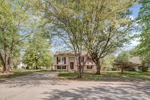 12714 Heidi Marie Ct, Upper Marlboro, MD 20774 - Photo 2