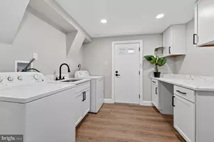 5406 Chesterfield Dr, Temple Hills, MD 20748 - Photo 16