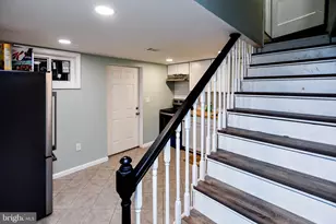 3802 Cedar Dr, Suitland, MD 20746 - Photo 16