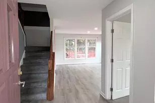 9348 Creekview Dr, Laurel, MD 20708 - Photo 10