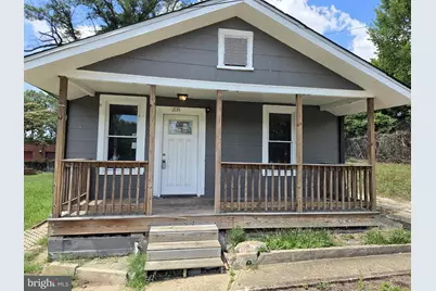 208 68th Place, Capitol Heights, MD 20743 - Photo 1