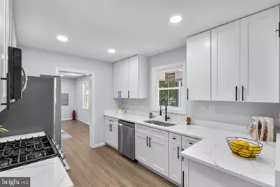 4010 Forest Grove, Suitland, MD 20746 - Photo 12