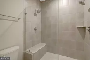 102 St Ives Pl, Oxon Hill, MD 20745 - Photo 10