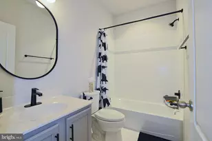 7517 Van Allen Ln, Lanham, MD 20706 - Photo 10