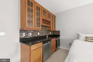 703 Quayside Ct, Oxon Hill, MD 20745 - Photo 34