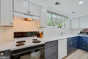 15049 Cherrywood Dr, Laurel, MD 20707 - Photo 12