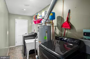 3710 Ivy Hill Ln, Bowie, MD 20715 - Photo 20