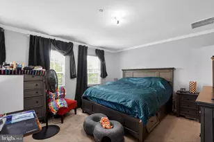 7102 Flag Harbor Dr, District Heights, MD 20747 - Photo 18