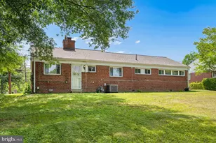 6803 Adelphi Rd, University Park, MD 20782 - Photo 42