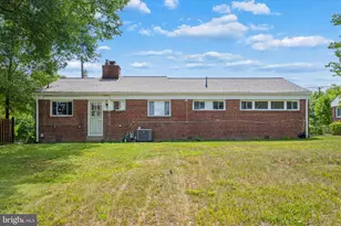 6803 Adelphi Rd, University Park, MD 20782 - Photo 46
