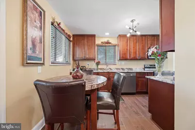 6803 Adelphi Road, University Park, MD 20782 - Photo 24