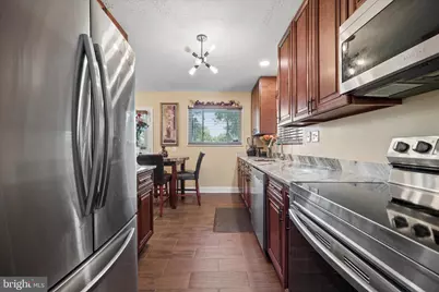 6803 Adelphi Road, University Park, MD 20782 - Photo 14
