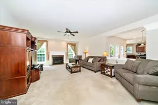 13201 Amelias Grove Ct, Bowie, MD 20720 - Photo 18