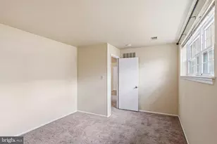 14947 Cherrywood Dr, Laurel, MD 20707 - Photo 16