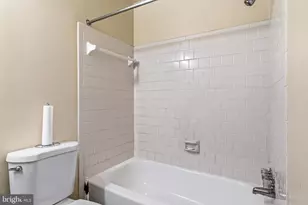 14947 Cherrywood Dr, Laurel, MD 20707 - Photo 18