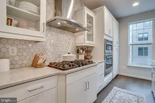 518 Triggerfish Dr, Oxon Hill, MD 20745 - Photo 12
