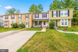 15413 N Oak Ct, Bowie, MD 20716 - Photo 2