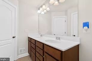 2119 Garden Grove Ln, Mitchellville, MD 20721 - Photo 32