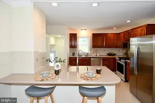7011 Old Sandy Spring Rd, Laurel, MD 20707 - Photo 12