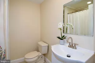 7011 Old Sandy Spring Rd, Laurel, MD 20707 - Photo 28