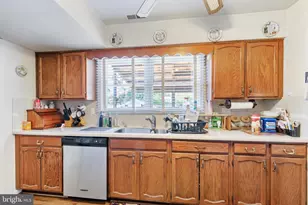 6306 Dutrow Ct, Clinton, MD 20735 - Photo 4