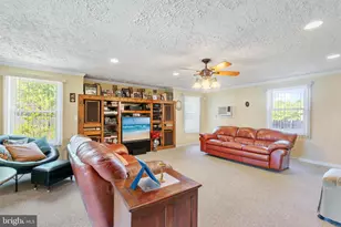 6306 Dutrow Ct, Clinton, MD 20735 - Photo 10