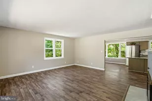 309 Cedar Ridge Dr, Oxon Hill, MD 20745 - Photo 10