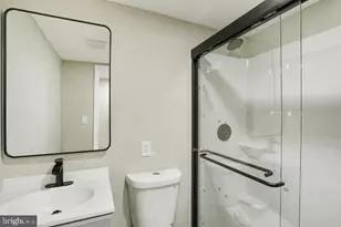 309 Cedar Ridge Dr, Oxon Hill, MD 20745 - Photo 28