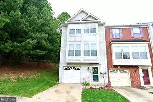 7619 Covent Gardens Ct, Landover, MD 20785 - Photo 2