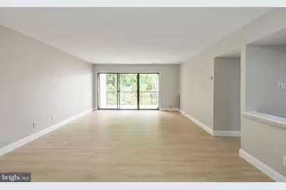 10106 Campus Way S #303-3B, Upper Marlboro, MD 20774 - Photo 2
