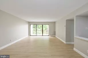 10106 Campus Way S, Upper Marlboro, MD 20774 - Photo 2