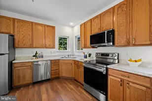 15518 Casulas Way, Laurel, MD 20707 - Photo 18