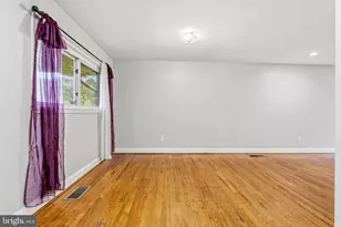 8103 Manson St, Hyattsville, MD 20785 - Photo 16
