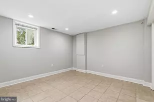 8103 Manson St, Hyattsville, MD 20785 - Photo 30