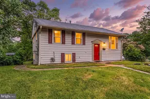 8103 Manson St, Hyattsville, MD 20785 - Photo 2
