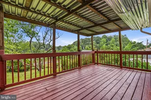 8103 Manson St, Hyattsville, MD 20785 - Photo 38