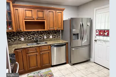 8103 Manson, Hyattsville, MD 20785 - Photo 6