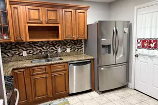 8103 Manson, Hyattsville, MD 20785 - Photo 6