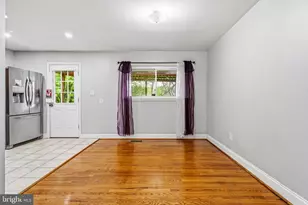 8103 Manson St, Hyattsville, MD 20785 - Photo 12